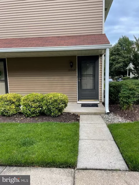 1206 B Ralston Dr, Mount Laurel, NJ 08054