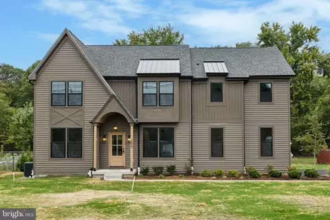 5033 Church Rd, Mount Laurel, NJ 08054