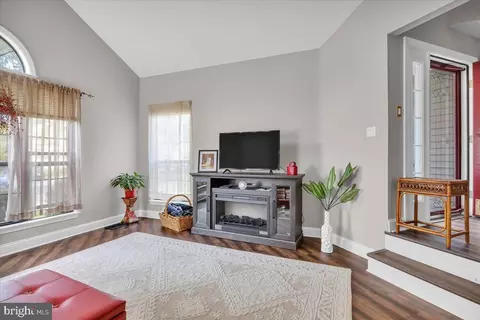 16 Edinburgh Ct, Mount Laurel, NJ 08054 photo 6