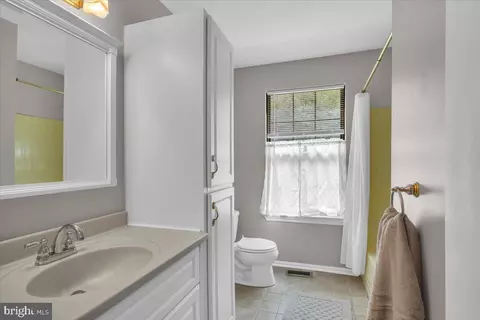 16 Edinburgh Ct, Mount Laurel, NJ 08054 photo 25