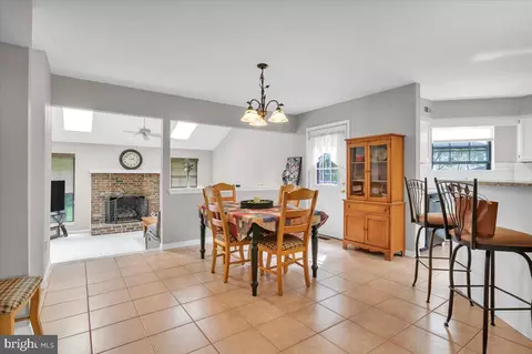 16 Edinburgh Ct, Mount Laurel, NJ 08054 photo 10