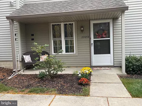 2205 Denham Ct # A, Mount Laurel, NJ 08054