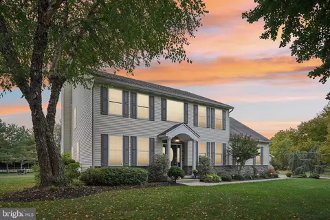 52 Meadowview Ct, Shamong, NJ 08088