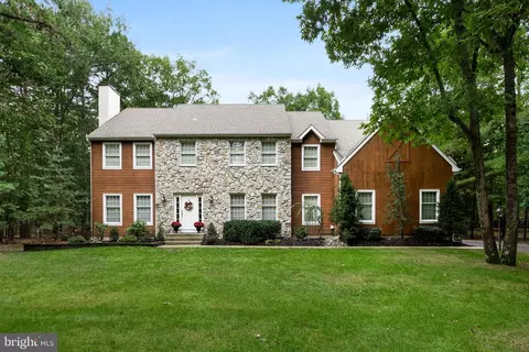 30 Harvest Ln, Medford, NJ 08055