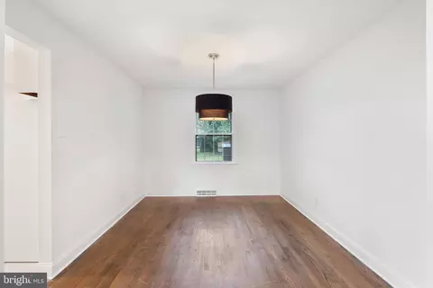 104 N Maple Ave, Maple Shade, NJ 08052 photo 7