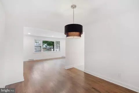 104 N Maple Ave, Maple Shade, NJ 08052 photo 8