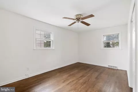 104 N Maple Ave, Maple Shade, NJ 08052 photo 17