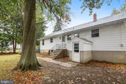 104 N Maple Ave, Maple Shade, NJ 08052 photo 23