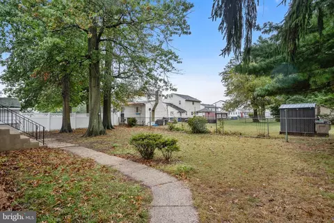 104 N Maple Ave, Maple Shade, NJ 08052 photo 21