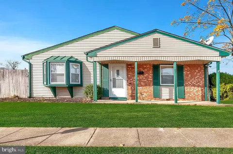 67 Fairmount Dr, Willingboro, NJ 08046