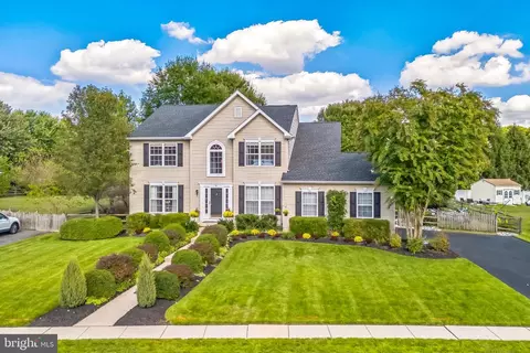 9 Wagon Rd, Lumberton, NJ 08048