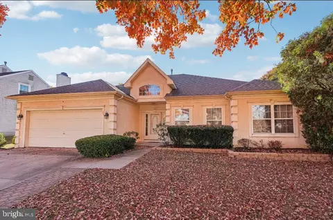 89 Kingsbridge Dr, Lumberton, NJ 08048