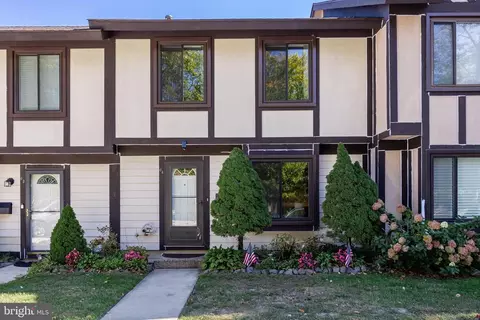 64 Beechnut Ct, Lumberton, NJ 08048