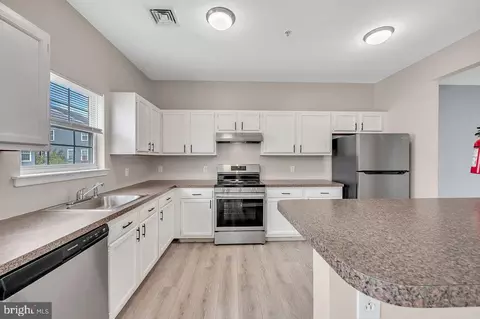 Kitchen - 4 Turtle Ct, Delanco, NJ 08075 photo 3 of 3