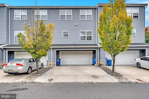 Exterior - 4 Turtle Ct, Delanco, NJ 08075 photo 5 of 6