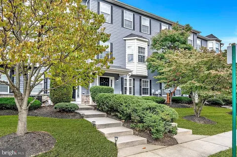 Exterior - 4 Turtle Ct, Delanco, NJ 08075 photo 2 of 6