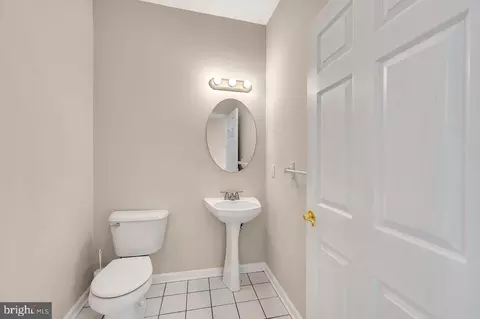 Entry Way - 4 Turtle Ct, Delanco, NJ 08075 photo 1 of 4