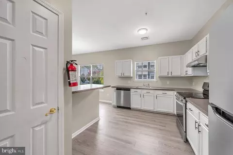 Kitchen - 4 Turtle Ct, Delanco, NJ 08075 photo 1 of 3