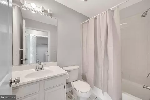 Bath - 4 Turtle Ct, Delanco, NJ 08075 photo 1 of 1