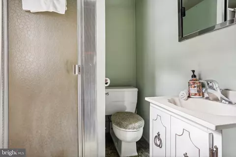 32 Beach Rd, Mount Laurel, NJ 08054 photo 34