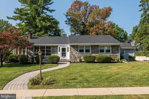 220 Highland Ave, Moorestown, NJ 08057