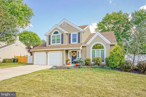 21 Harrogate Dr, Lumberton, NJ 08048