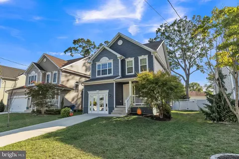 276 Spruce Ave, Maple Shade, NJ 08052