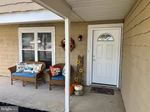 86 Buckingham Dr, Southampton, NJ 08088