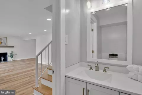 Entry Way - 71 S Maple Ave, Marlton, NJ 08053 photo 3 of 14
