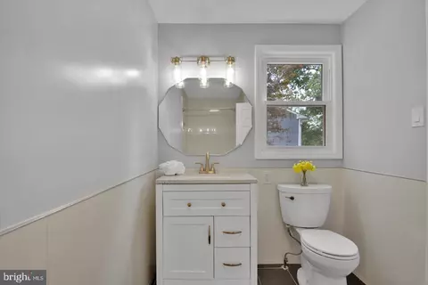 Bath - 71 S Maple Ave, Marlton, NJ 08053 photo 1 of 11