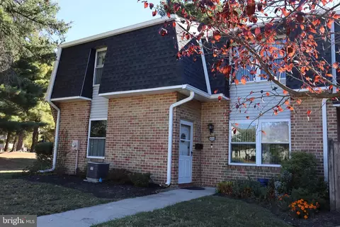3092 Harbour Dr, Palmyra, NJ 08065