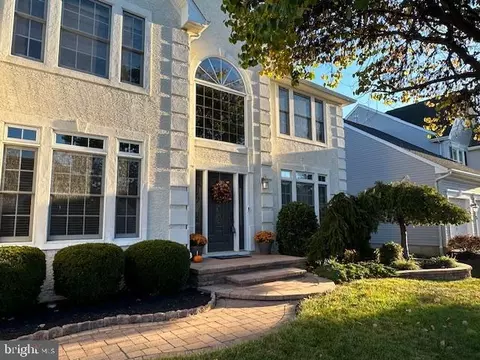 7 Dunes Ct, Westampton, NJ 08060
