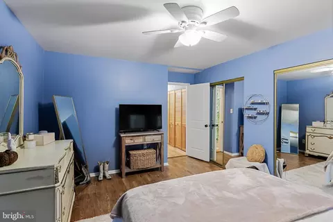 Bedroom - 17 E Oleander Dr, Mount Laurel, NJ 08054 photo 2 of 3