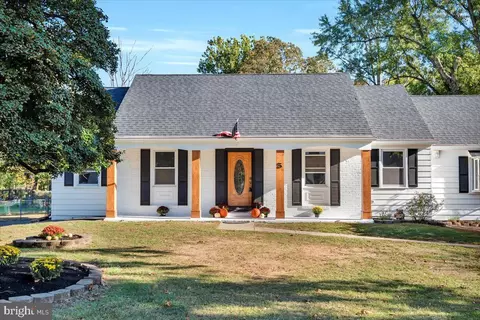 5 Georgia Trl, Medford, NJ 08055