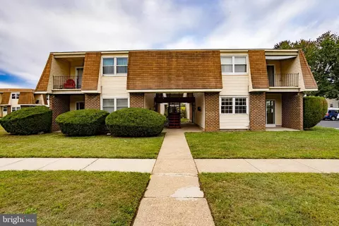 36 Florence Tollgate Pl # -2, Florence, NJ 08518