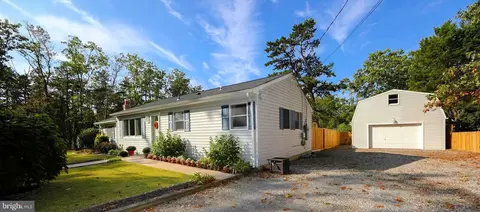 6 Michigan Ave, Vincentown, NJ 08088
