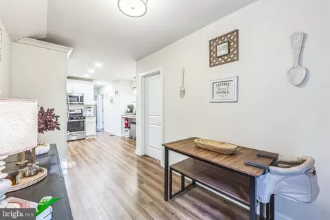 Entry Way - 221 Maple Ave, Delanco, NJ 08075 photo 5 of 7