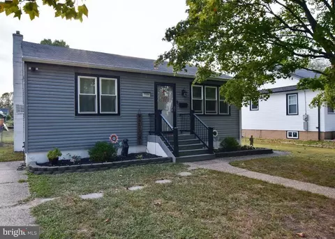 709 Pennsylvania Ave, Palmyra, NJ 08065