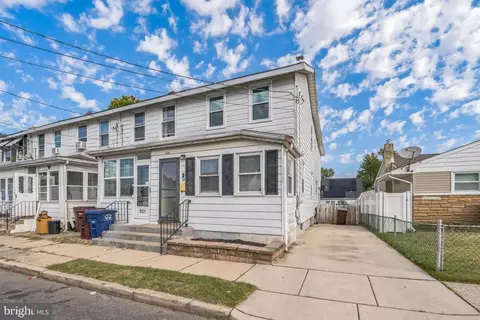 523 Bem St, Riverside, NJ 08075