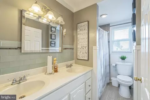 523 Bem St, Riverside, NJ 08075 photo 24