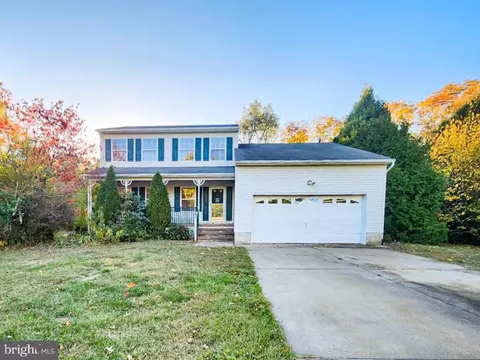 19 Carlyle Dr, Wrightstown, NJ 08562