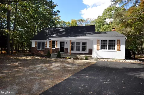 61 Red Oak Dr, Tabernacle, NJ 08088