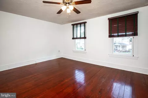 Other - 527 Broad St, Beverly, NJ 08010 photo 1 of 4