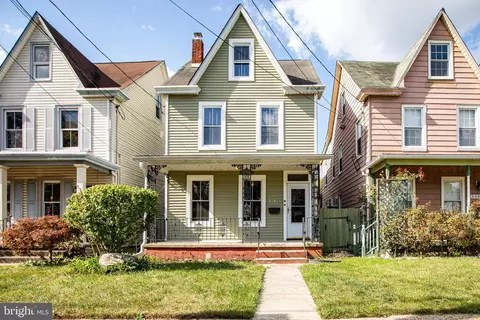 527 Broad St, Beverly, NJ 08010