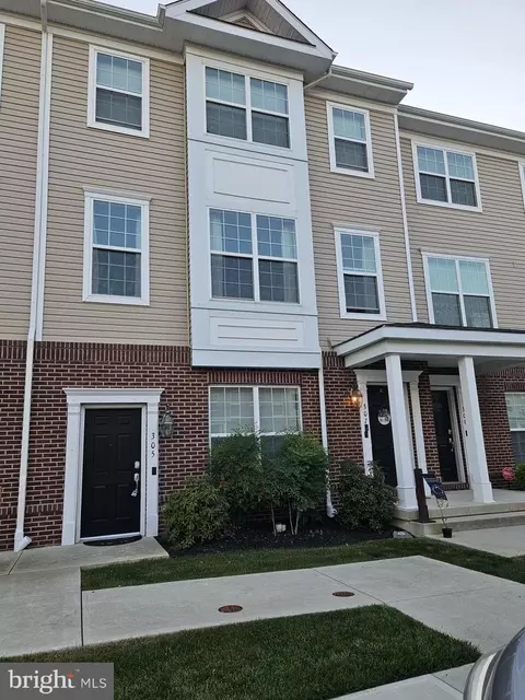 305 Kramer Ct, Florence, NJ 08518