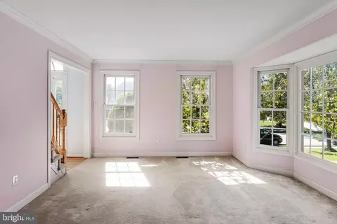 Living - 16 Byron Dr, Mount Laurel, NJ 08054 photo 6 of 7