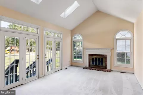 Living - 16 Byron Dr, Mount Laurel, NJ 08054 photo 2 of 7