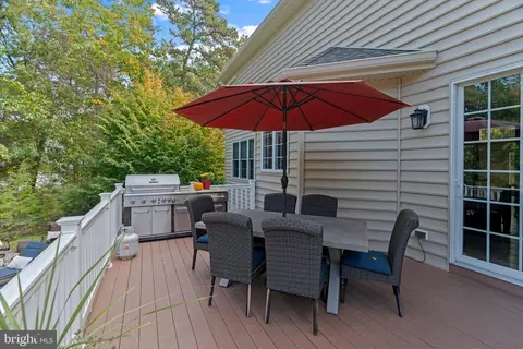 Exterior - 6 Fox Hill Dr, Southampton, NJ 08088 photo 3 of 7