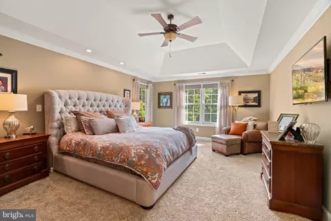 Bedroom - 6 Fox Hill Dr, Southampton, NJ 08088 photo 1 of 9