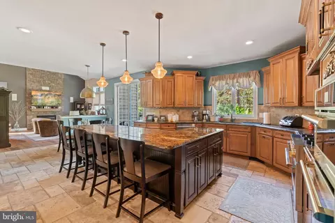 Kitchen - 6 Fox Hill Dr, Southampton, NJ 08088 photo 1 of 5